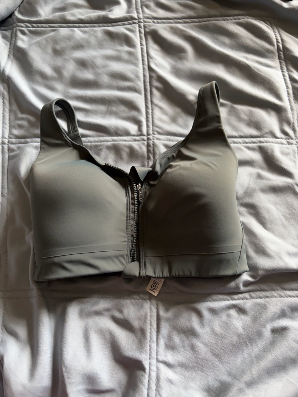 Athleta Front-Zip Padded Sports Bra in Sage